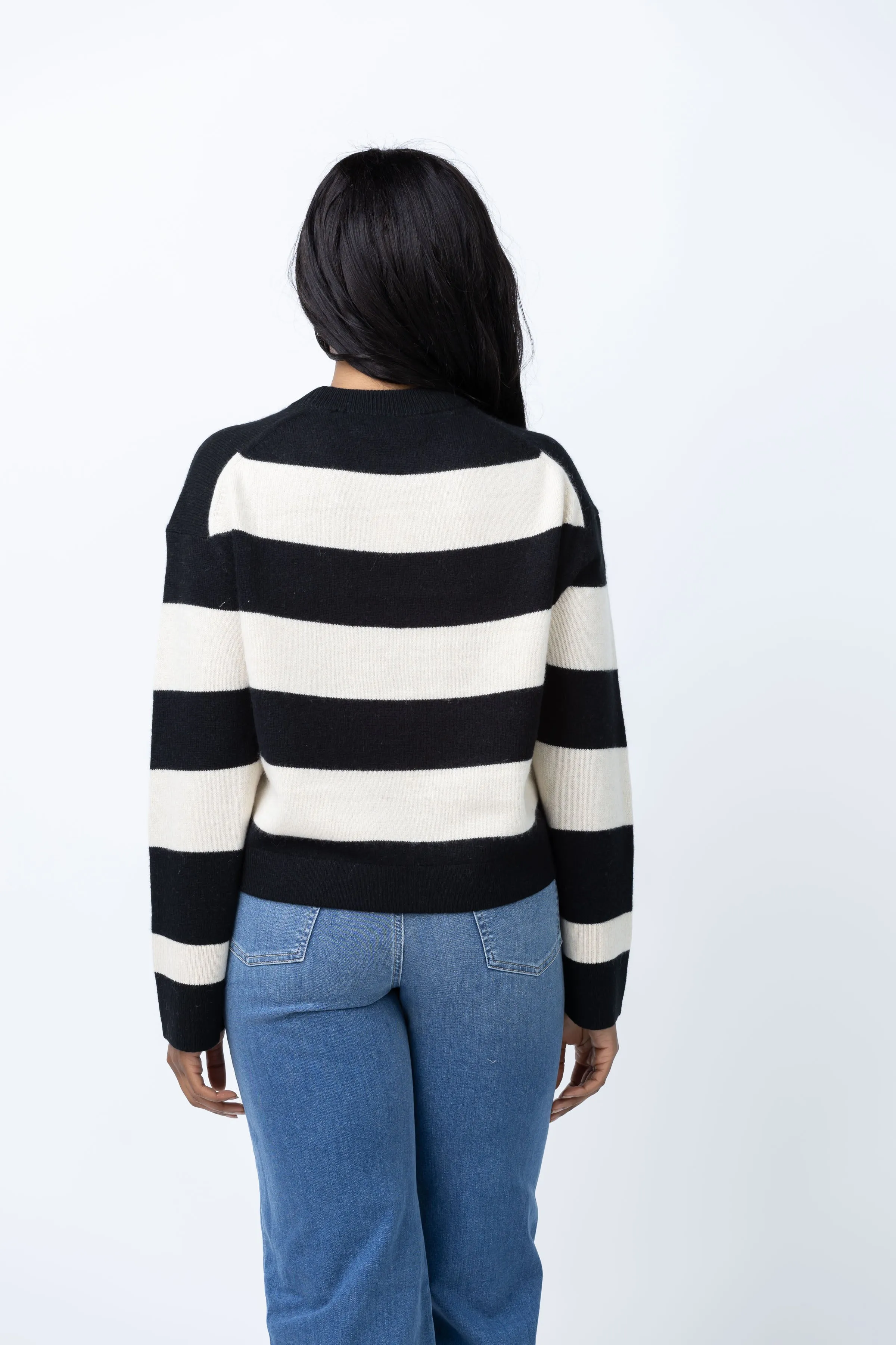 White   Warren Cashmere Striped Crewneck Sweater in Black/Natural